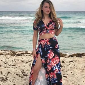 Meet your Posher, Samantha